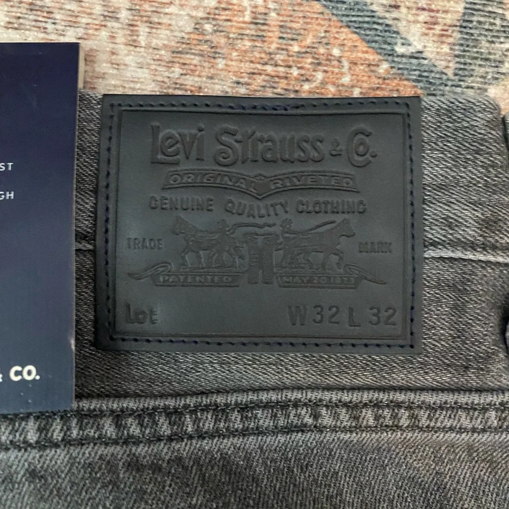 Levi’s Blue Tab Loose men’s selvedge jeans 32 x 32